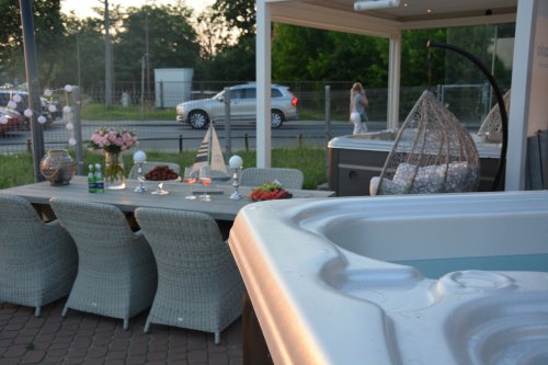 Meadow Group - baseny, jacuzzi, sauny